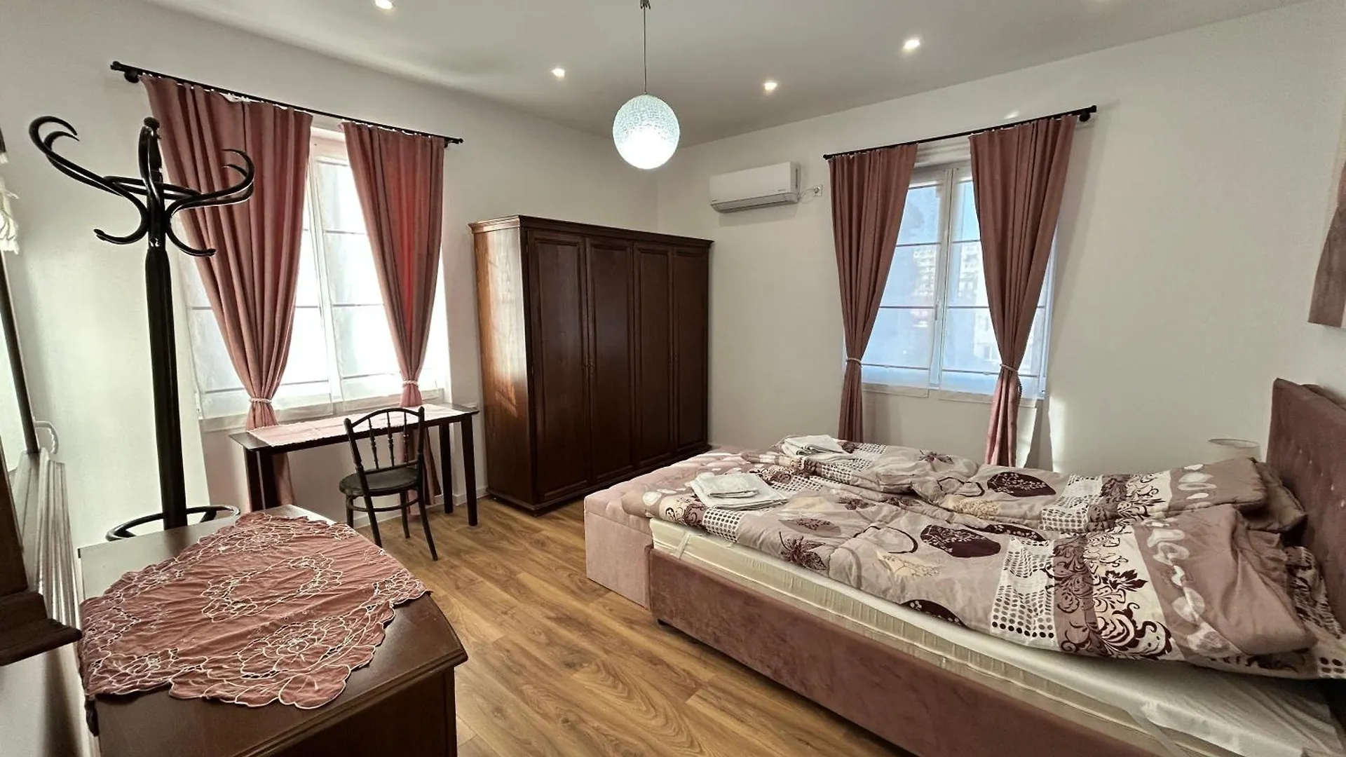 Apartment Aristocrat With Free Parking Plovdiv