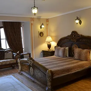Boutique Boris Palace & Restaurant Plowdiw